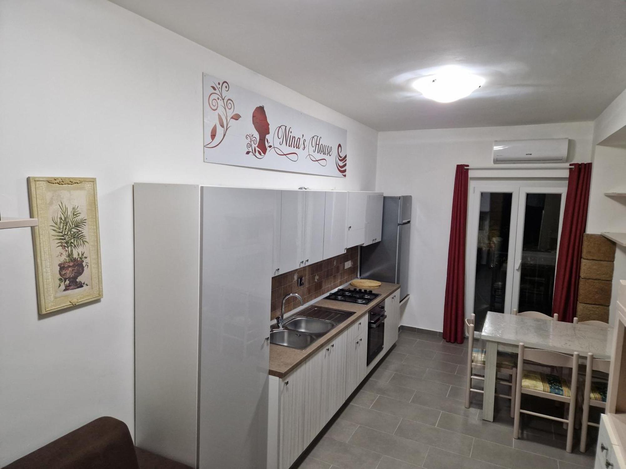 Апартаменти Nina'S House 2 A 300 Metri Dal Mare Santa Caterina Dello Ionio Marina Екстер'єр фото